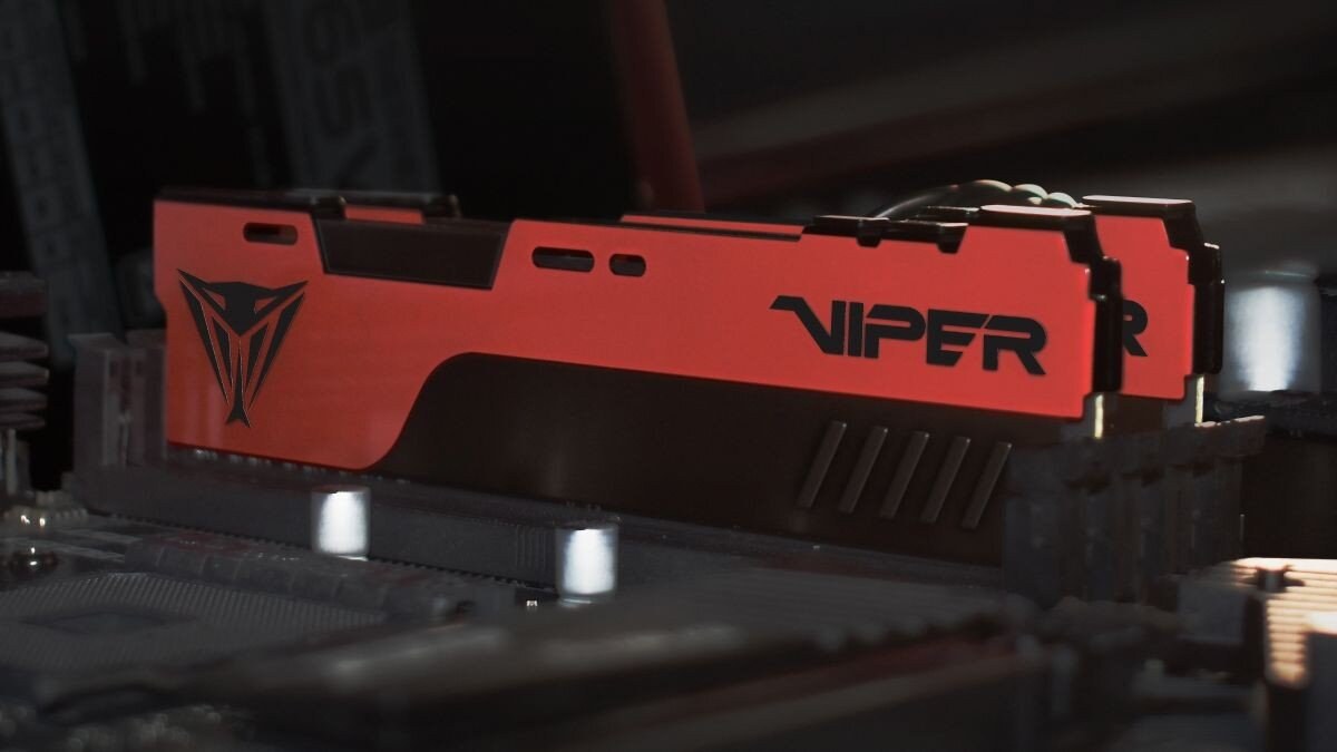 Оперативная память Patriot Viper Elite II, DDR4, 32GB (1x32 GB), 3600 MHz, CL20, DIMM, радиатор, красный, черный