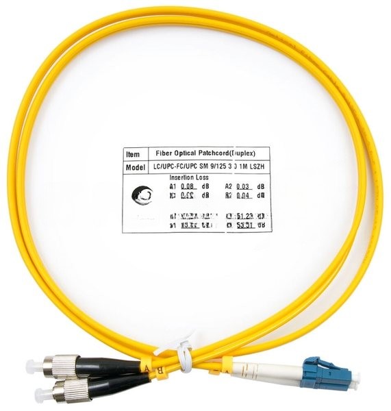 Патч-корд оптический Cabeus Tight Buffer, Duplex LC/FC, OS2 9/125, LSZH, 1м, Ø 3мм, чёрный хвостовик, жёлтый