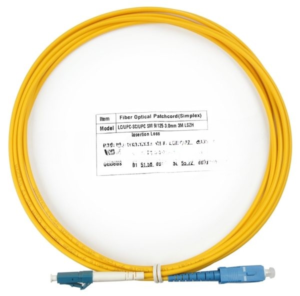 Патч-корд оптический Cabeus Tight Buffer, Simplex SC/LC, OS2 9/125, LSZH, 3м, Ø 3мм, синий хвостовик, желтый