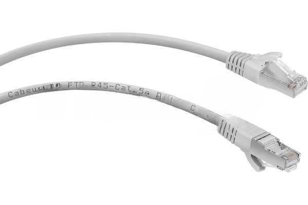 Шнур комм. Cabeus, кат. 5е, экр., F/UTP, RJ45/RJ45, LSZH, AWG24, 0.5м, серый
