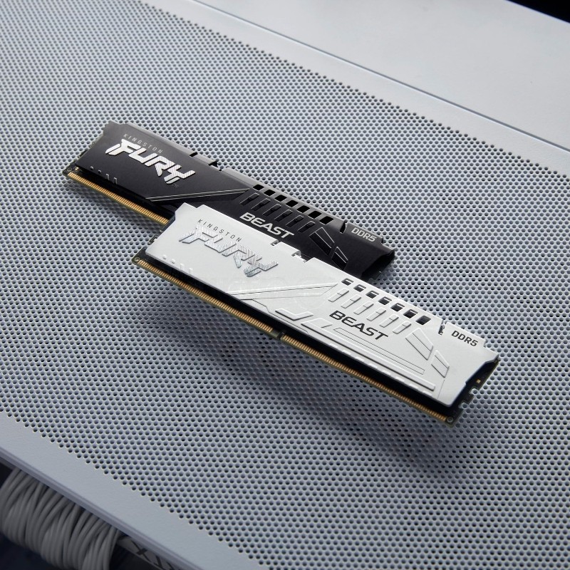 Оперативная память Kingston Fury Beast, DDR5, 16Gb (1x16GB), 5200MHz, CL40, DIMM, с радиатором, белый