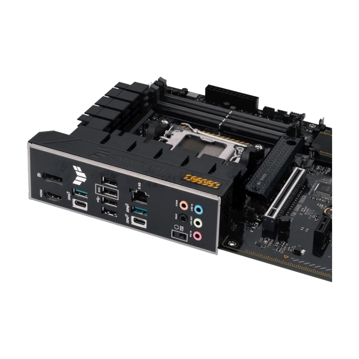 Материнская плата ASUS TUF GAMING B650-PLUS, AM5, AMD B650, 4xDDR5, 4xSATA, 3xM.2, 1xPCIe 4.0 x16, 1xPCIe 4.0 x4, 2xPCIe x1, DisplayPort, HDMI, 1x2.5Gb LAN, USB Type-C, 5x3.5 мм, 7.1, ATX